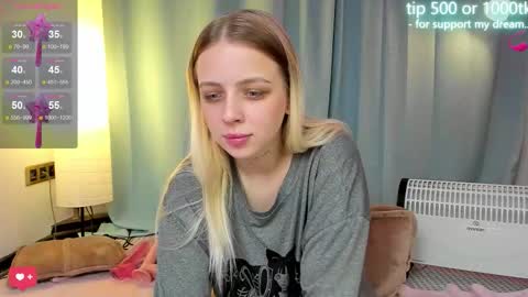 alice_halle online show from September 17, 8:45 am