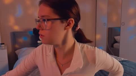 Alice online show from September 17, 12:19 am