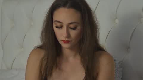 Snapshot of alice_munro chatting on September 26, 8:28 pm AliceMunro online show from September 26, 8:28 pm