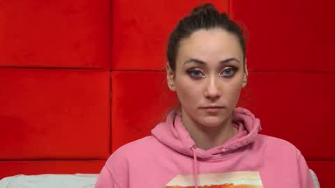 Snapshot of alice_munro chatting on February 27, 6:42 pm AliceMunro online show from February 27, 6:42 pm