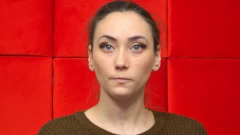 Snapshot of alice_munro chatting on February 8, 9:57 pm AliceMunro online show from February 8, 9:57 pm