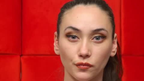 Snapshot of alice_munro chatting on January 25, 5:29 am AliceMunro online show from January 25, 5:29 am