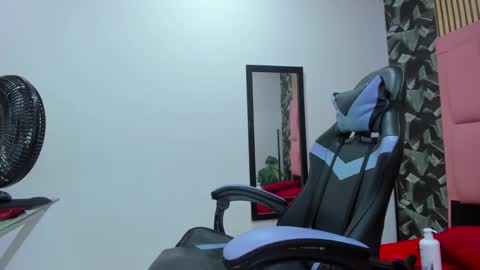 alice_rouusse online show from October 30, 12:17 pm