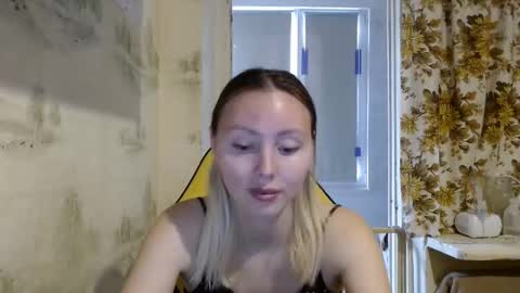 Alice smiles online show from April 14, 10:37 am