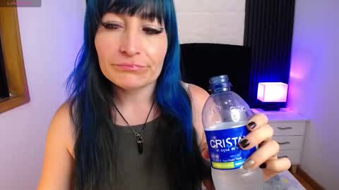 Alice online show from March 3, 6:53 pm