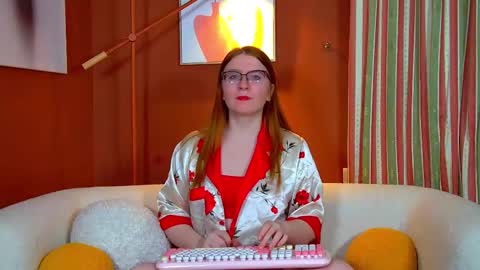 Alice online show from September 15, 7:32 pm