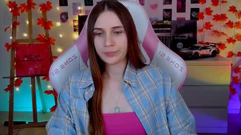 alicecharmy online show from November 17, 8:37 am