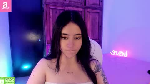 Snapshot of alicee_2 chatting on September 30, 11:42 pm Aliceee  ..   97YP9VWGZHrefnav wishlist lists 1 online show from September 30, 11:42 pm