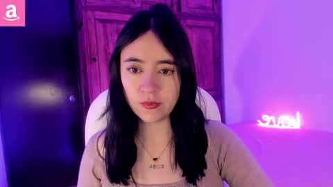 Snapshot of alicee_2 chatting on March 4, 11:08 am Aliceee  ..   97YP9VWGZHrefnav wishlist lists 1 online show from March 4, 11:08 am