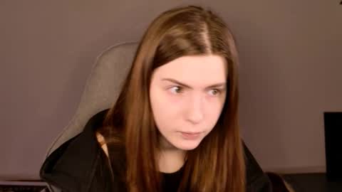 Alice online show from December 4, 5:21 am