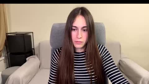 alicekollt online show from February 1, 4:39 pm