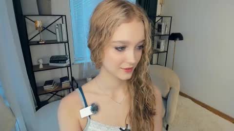 Serena online show from February 14, 8:27 am