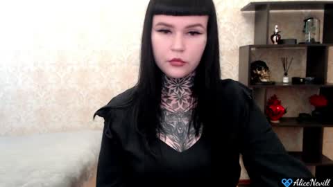 Alice online show from June 23, 12:58 pm