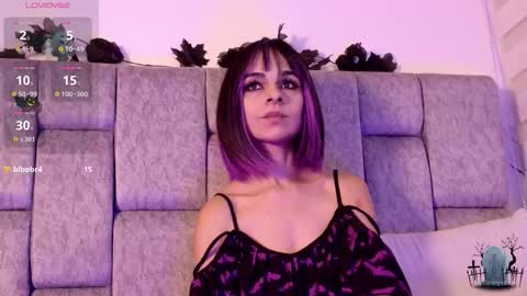 alicenoir_ online show from March 20, 11:31 pm