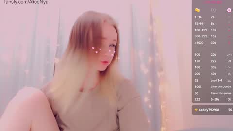 Alice online show from January 17, 5:04 am