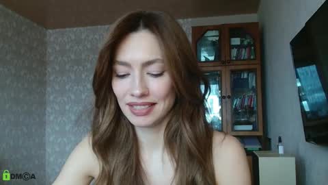 Alicia online show from October 19, 10:17 am