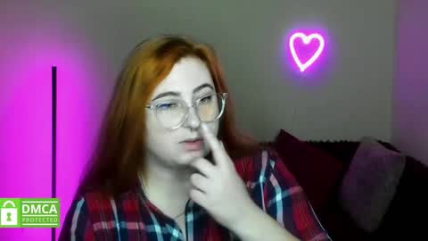 Alicia online show from October 17, 5:38 pm