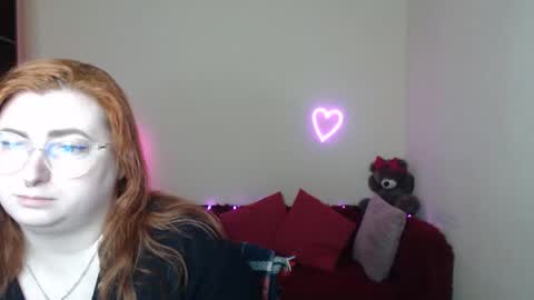 Alicia online show from February 17, 6:24 am