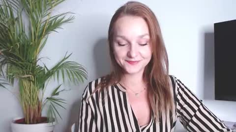 Alicia online show from November 12, 3:21 pm