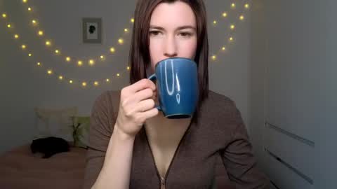 alicianoveli online show from May 29, 4:49 pm