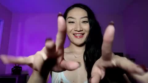 Alicia Hebi online show from November 2, 2:09 pm