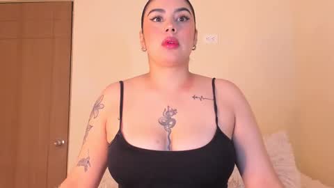 aliice_69 online show from December 17, 2:23 am