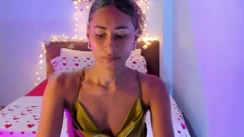           online show from December 2, 8:55 pm