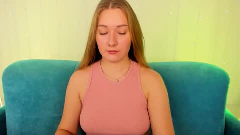 alinawise online show from November 17, 1:06 am