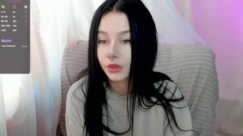 Aline Greeeen online show from February 20, 4:50 am