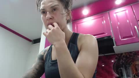 Snapshot of alipetite_ chatting on September 24, 11:04 pm alipetite online show from September 24, 11:04 pm