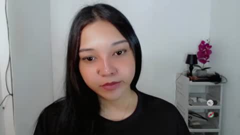 Shanti xhey online show from May 30, 8:23 am