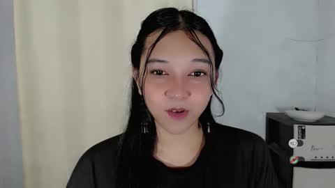 Shanti xhey online show from December 14, 8:14 pm