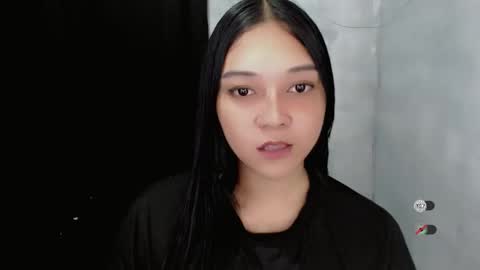 Shanti xhey online show from November 12, 9:40 am