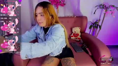 alise_mason online show from June 13, 7:39 am