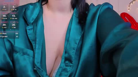 Alisia online show from January 31, 7:07 am