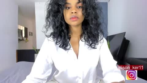 Sofias house online show from December 8, 8:36 pm