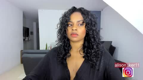 Sofias house online show from December 7, 3:14 am