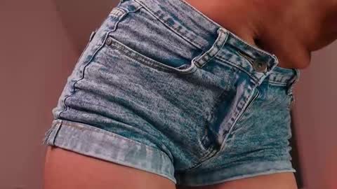 Alison  online show from November 25, 10:39 am