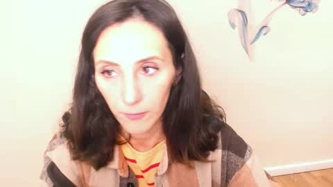 Snapshot of alissajersy_ chatting on October 3, 9:58 am Alissa online show from October 3, 9:58 am