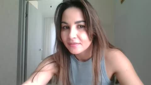 AlisXLovesss online show from April 27, 1:52 pm