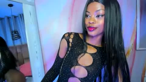 alix noa online show from November 28, 12:24 am