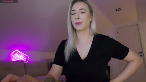 A day u didnt smile is a lost day online show from March 26, 9:22 am