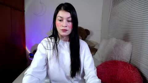 Allie  online show from February 14, 3:33 am