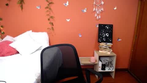 Allie  online show from November 21, 6:21 pm