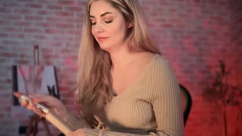 Allie online show from December 19, 6:12 am