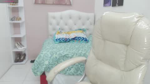 ALLISON online show from October 15, 9:39 pm