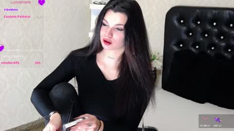 Deea online show from January 19, 8:30 pm