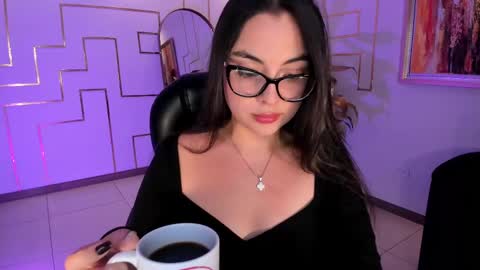 Allison Rogers online show from October 8, 3:11 am