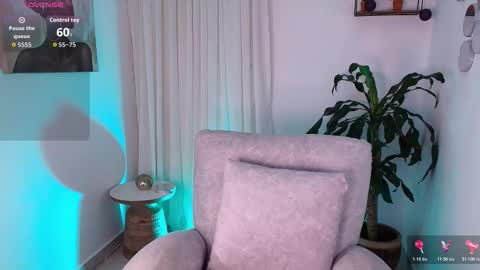 Allisxn Fox online show from November 7, 3:23 am