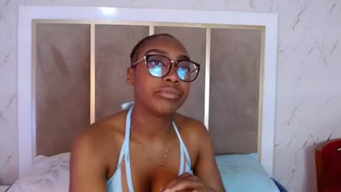 ally_jackson online show from June 22, 11:51 am